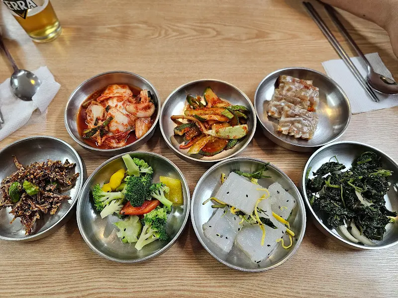 다채로운 밑반찬