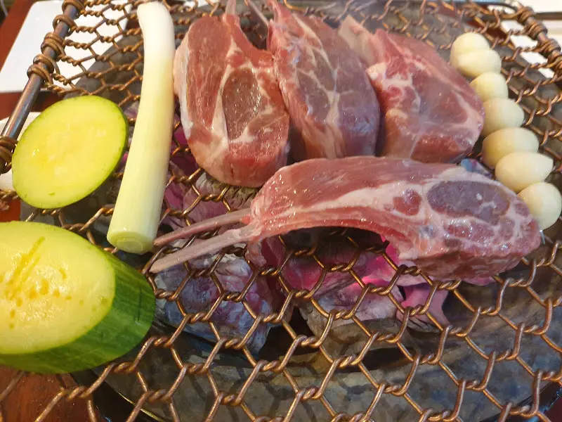 화로 위 양고기