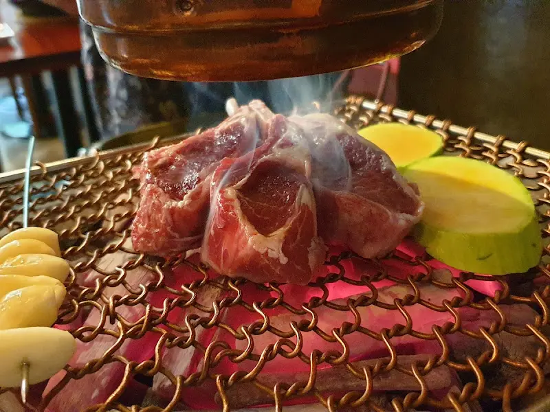 양고기 굽는 모습