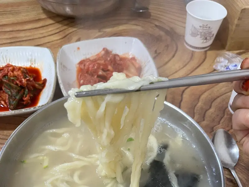칼국수 면발