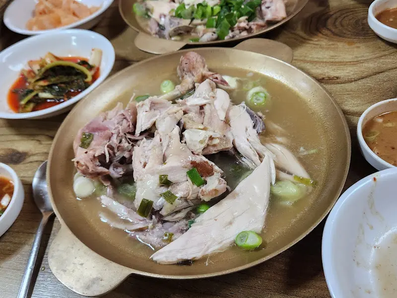 닭수육 한 상 차림