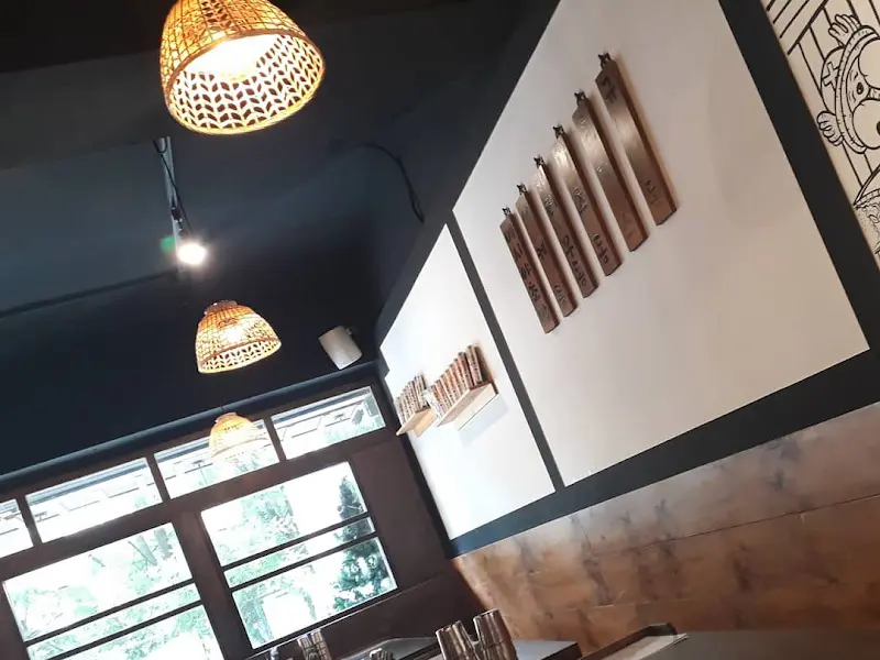 쿡메시야의 아늑한 내부 인테리어