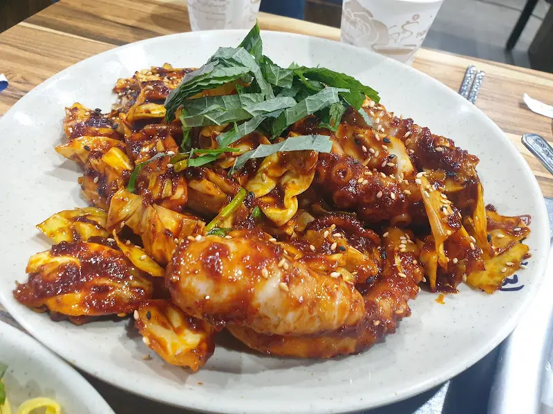 불향 가득한 낙지볶음