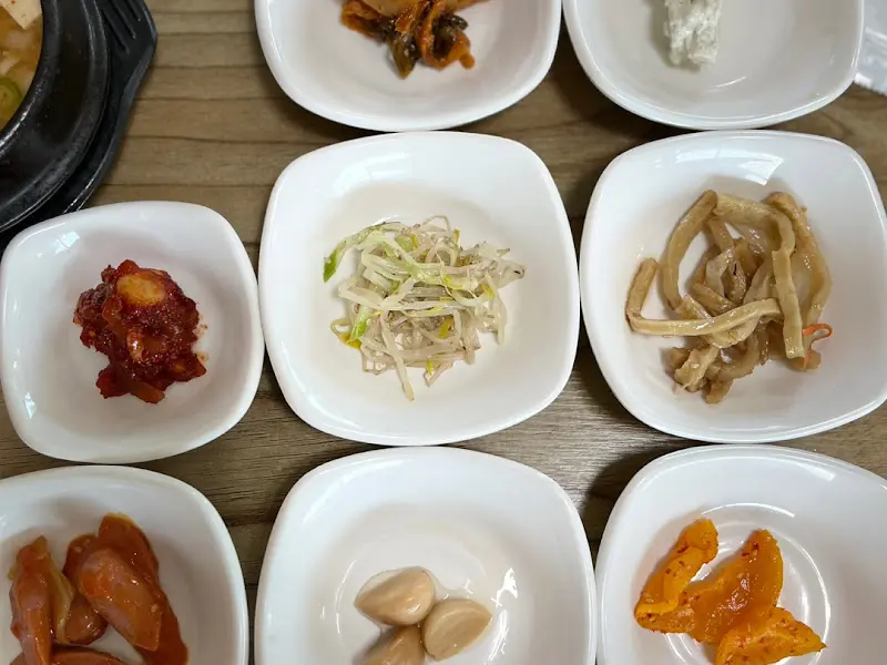 다채로운 밑반찬