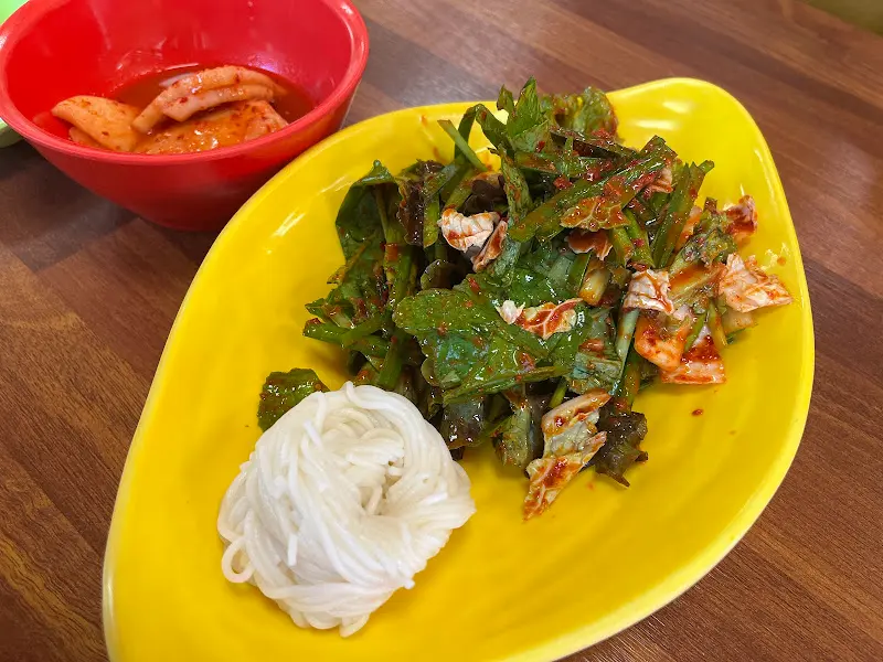 순례국밥의 겉절이