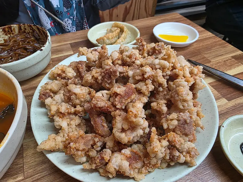 푸짐한 양의 탕수육