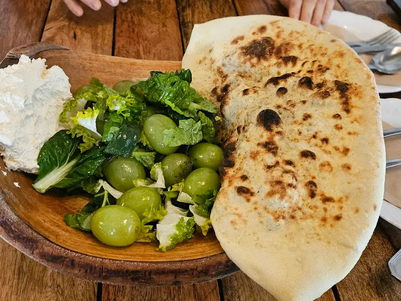 리코타 청포도 샐러드