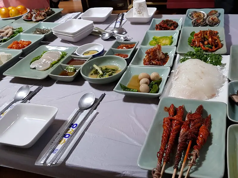 한정식 테이블 전경