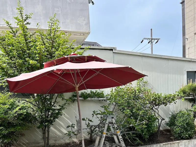 고고우나동 외부