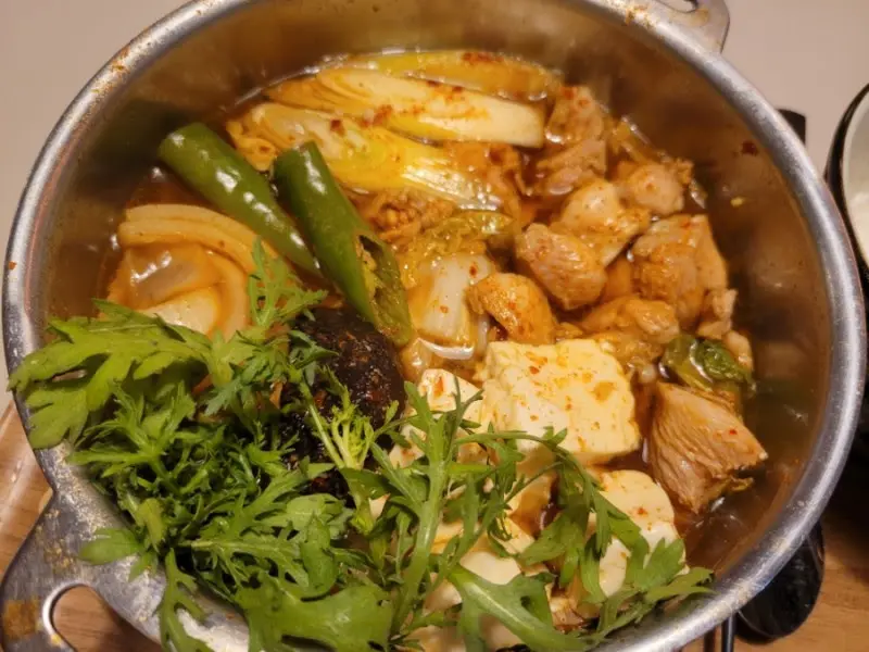 고고우나동 메뉴