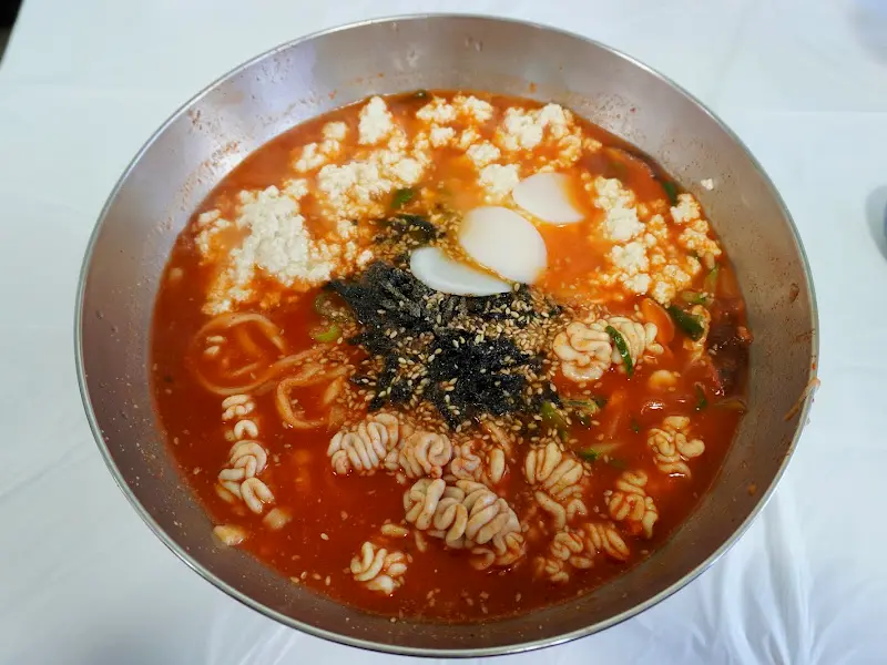 순두부 장칼국수