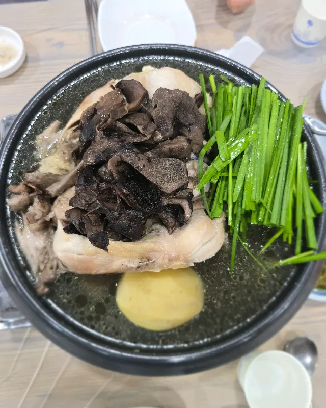 능이 백숙