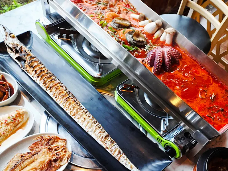 통갈치조림과 갈치구이, 푸짐한 한 상 차림