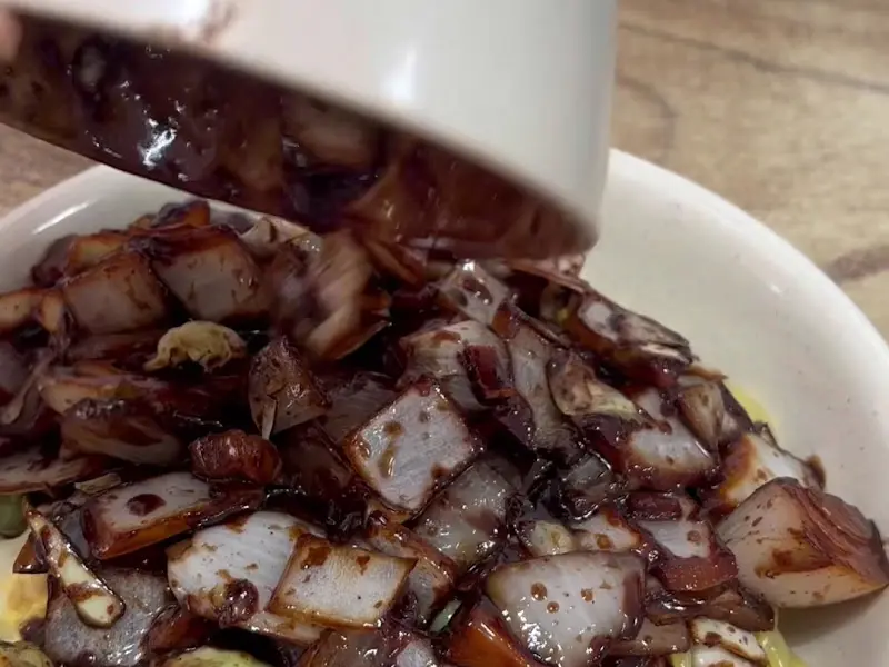 윤기 자르르 흐르는 간짜장