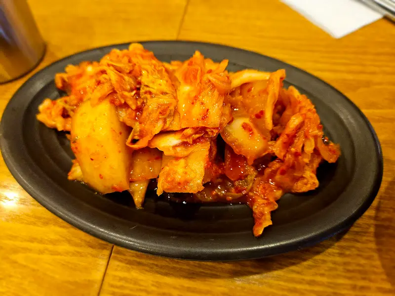 잘 익은 겉절이 김치