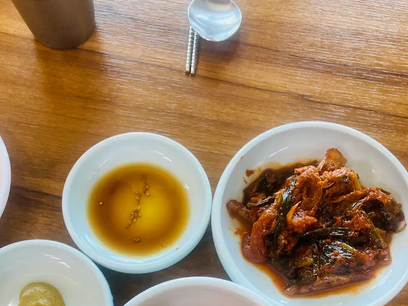 봉숙이 물냉면의 밑반찬