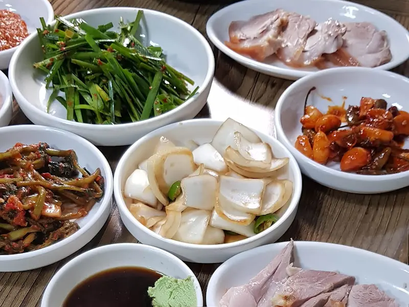 코보식당 내부