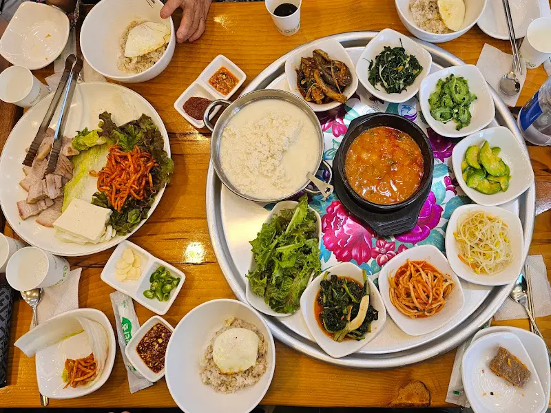 푸짐한 한상차림 항공샷