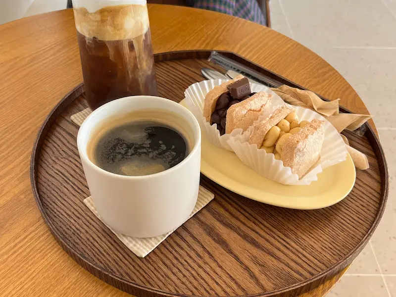 라떼와 휘낭시에