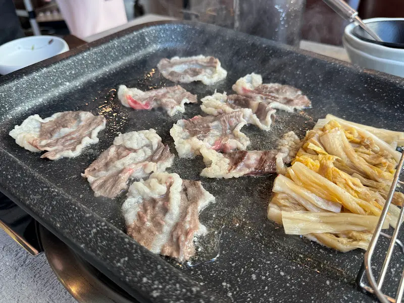 차돌박이와 묵은지