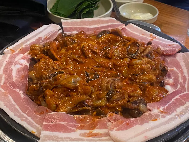 쭈꾸미 삼겹살 전체샷