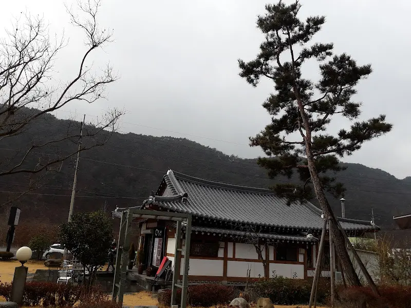 고즈넉한 한옥 카페 설화