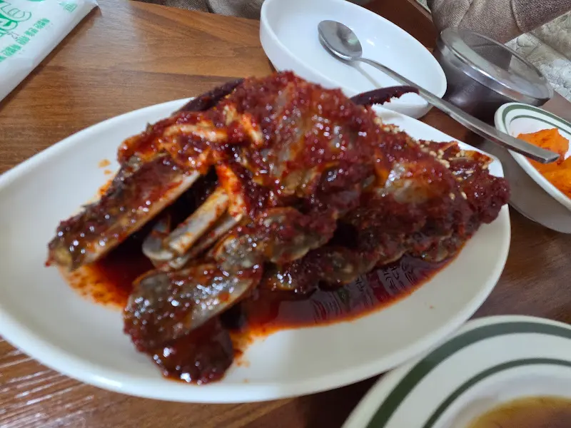 매콤달콤한 양념게장의 자태