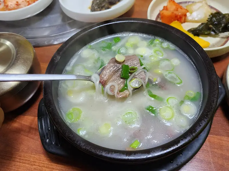 설렁탕 근접샷