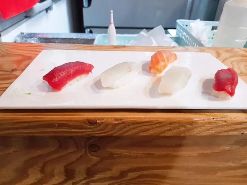 싱싱한 참치 초밥