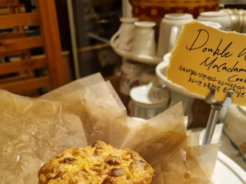 더블 초코 마카다미아 쿠키
