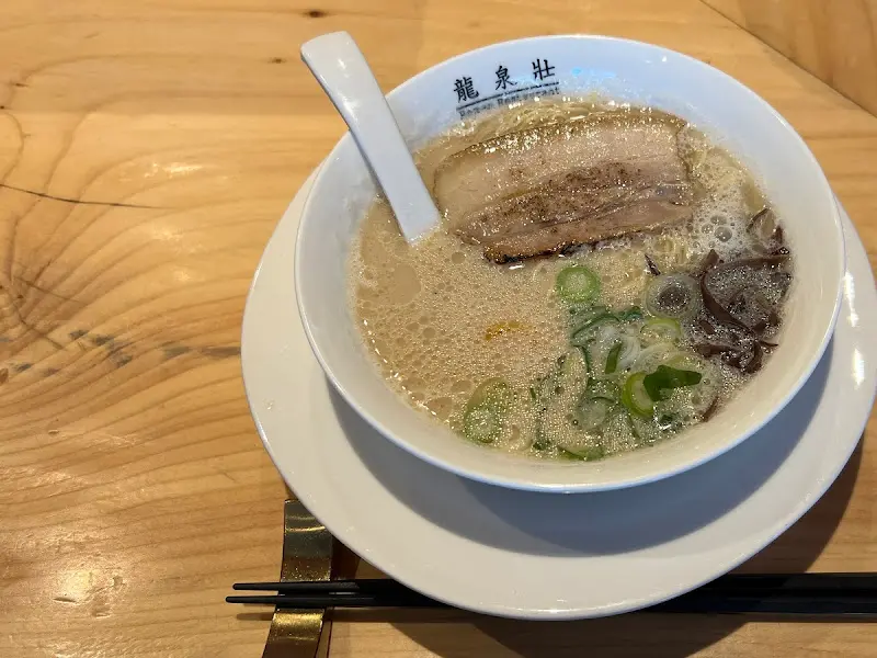 류센소 카키 (굴 라멘)