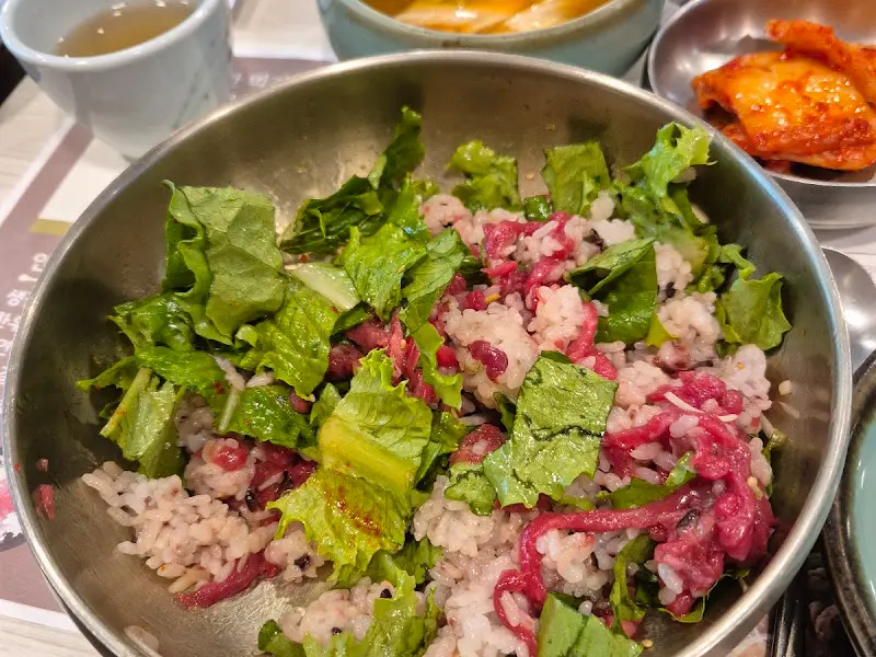 육회비빔밥