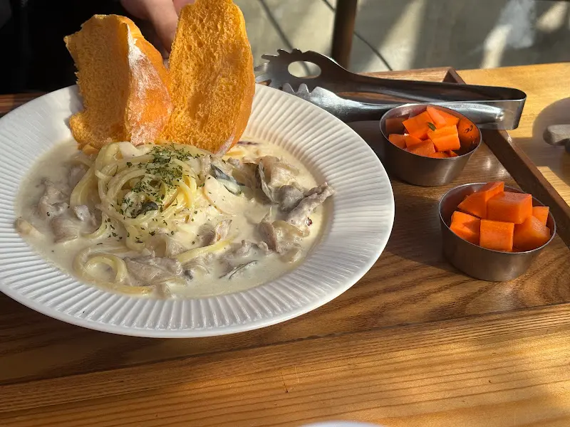 흑돼지 크림 파스타