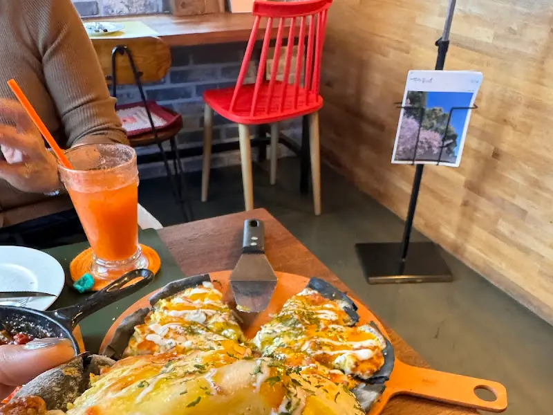 정갈하게 담긴 귤잼