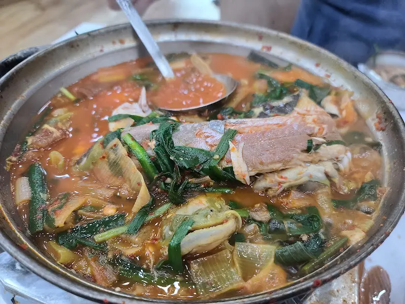 푸짐한 메기매운탕