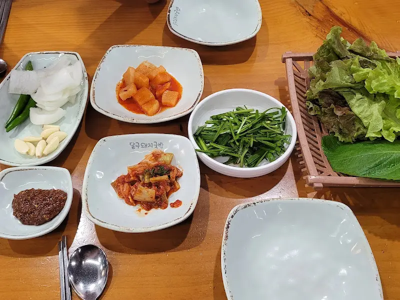 기본 반찬 세팅