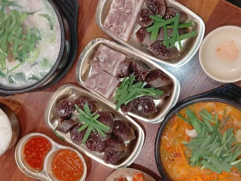 순대, 머릿고기, 순대국, 뼈해장국