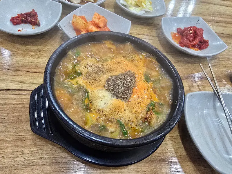 순대국밥과 반찬