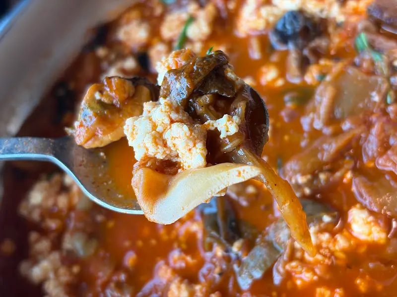 짬뽕순두부 내용물 클로즈업