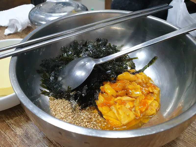 멍게비빔밥 클로즈업