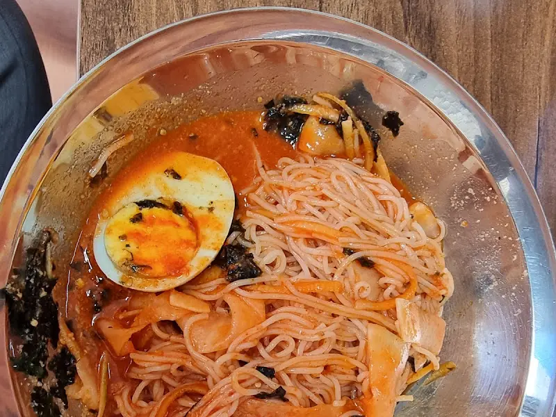 비빔국수 근접샷