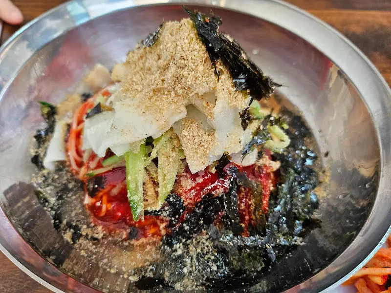 비빔국수와 김