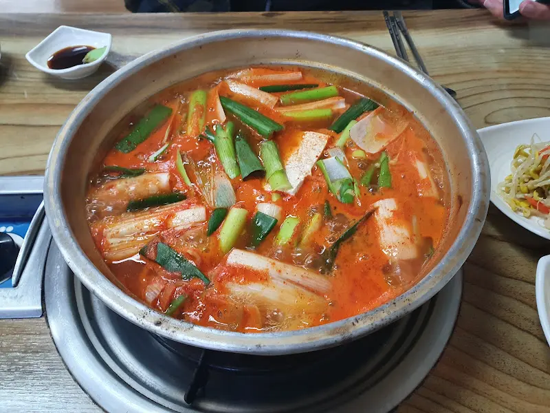 양푼 가득 담긴 동태찌개의 비주얼