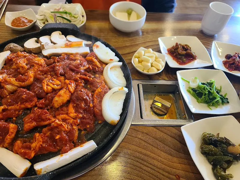 다채로운 밑반찬