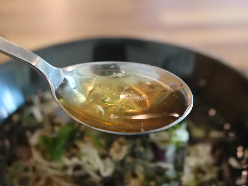 시원한 메밀소바 국물