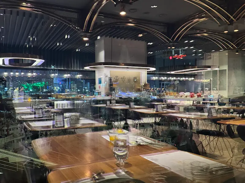 탁 트인 창밖 풍경