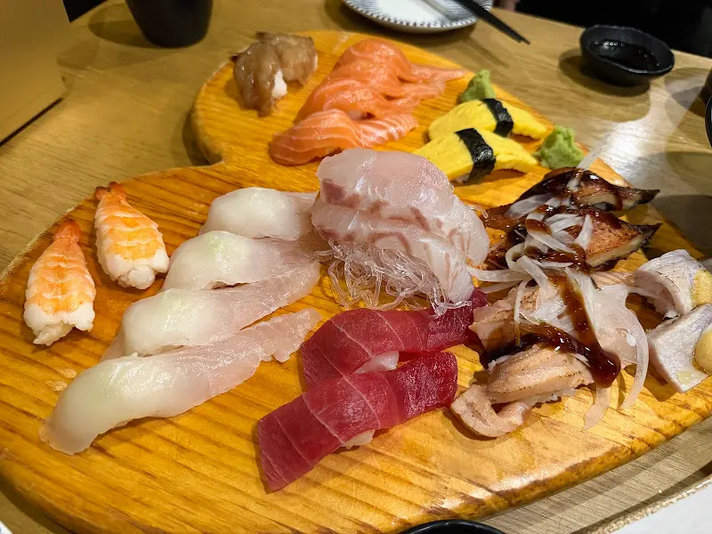 다채로운 초밥의 향연