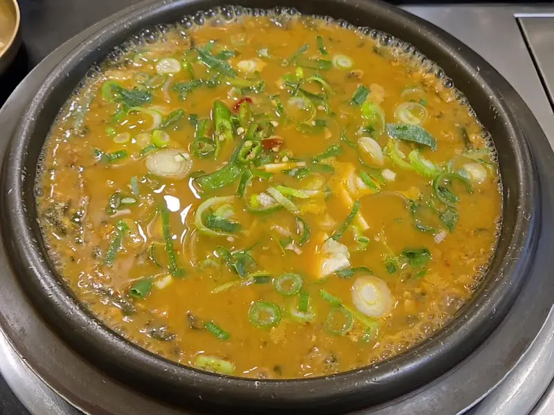 보글보글 끓는 콩탕