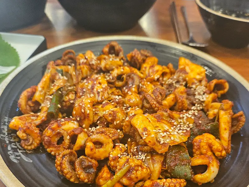 푸짐한 쭈꾸미 한 상