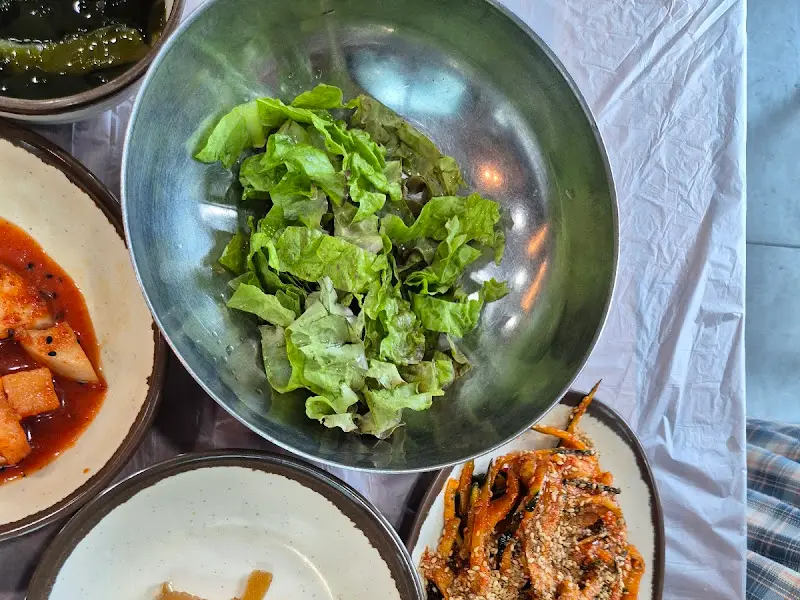 유랑식당 밑반찬 항공샷